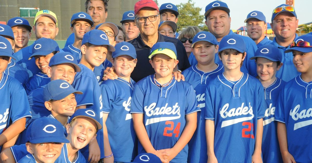 Former Yankees manager Joe Torre says abuse awareness can help